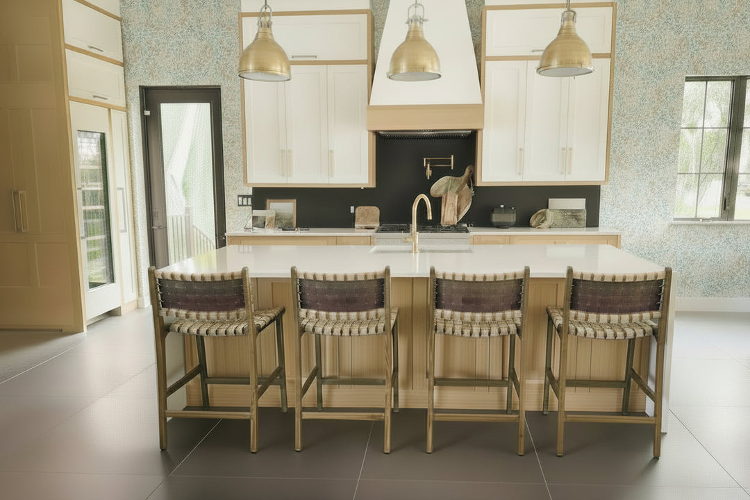 Modern kitchen with a island and bar stools